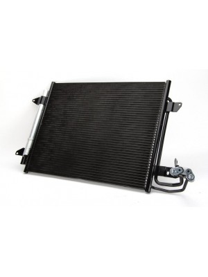 Конденсатор VW Caddy/Touran 1.4-2.01.9 TDi 04->  VW5211D (13841)