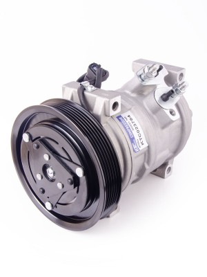 Компрессор CHRYSLER Voyager IV 2.4i 2000- DODGE Caravan IV 2.4  2000-2007 5005410aa